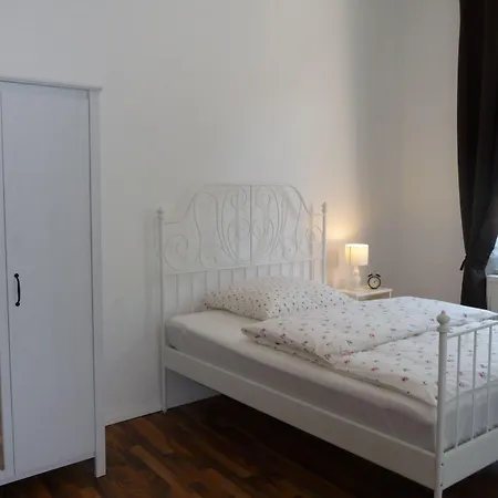 بيت ضيافة Bertha جينا